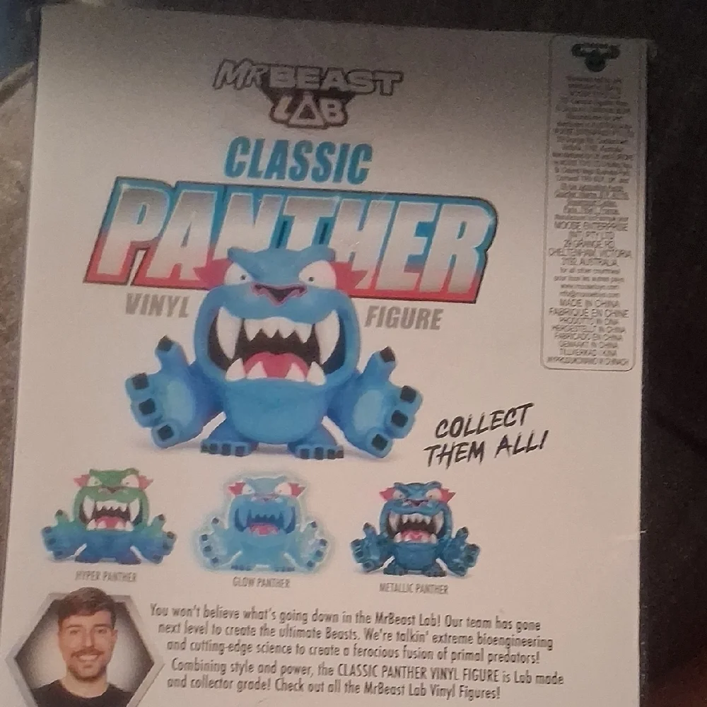 MrBeast Lab Classic Panther Vinyl Figure